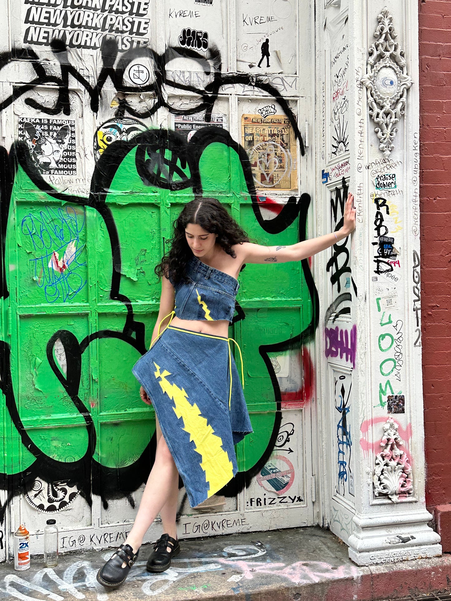 w: skirt and top set